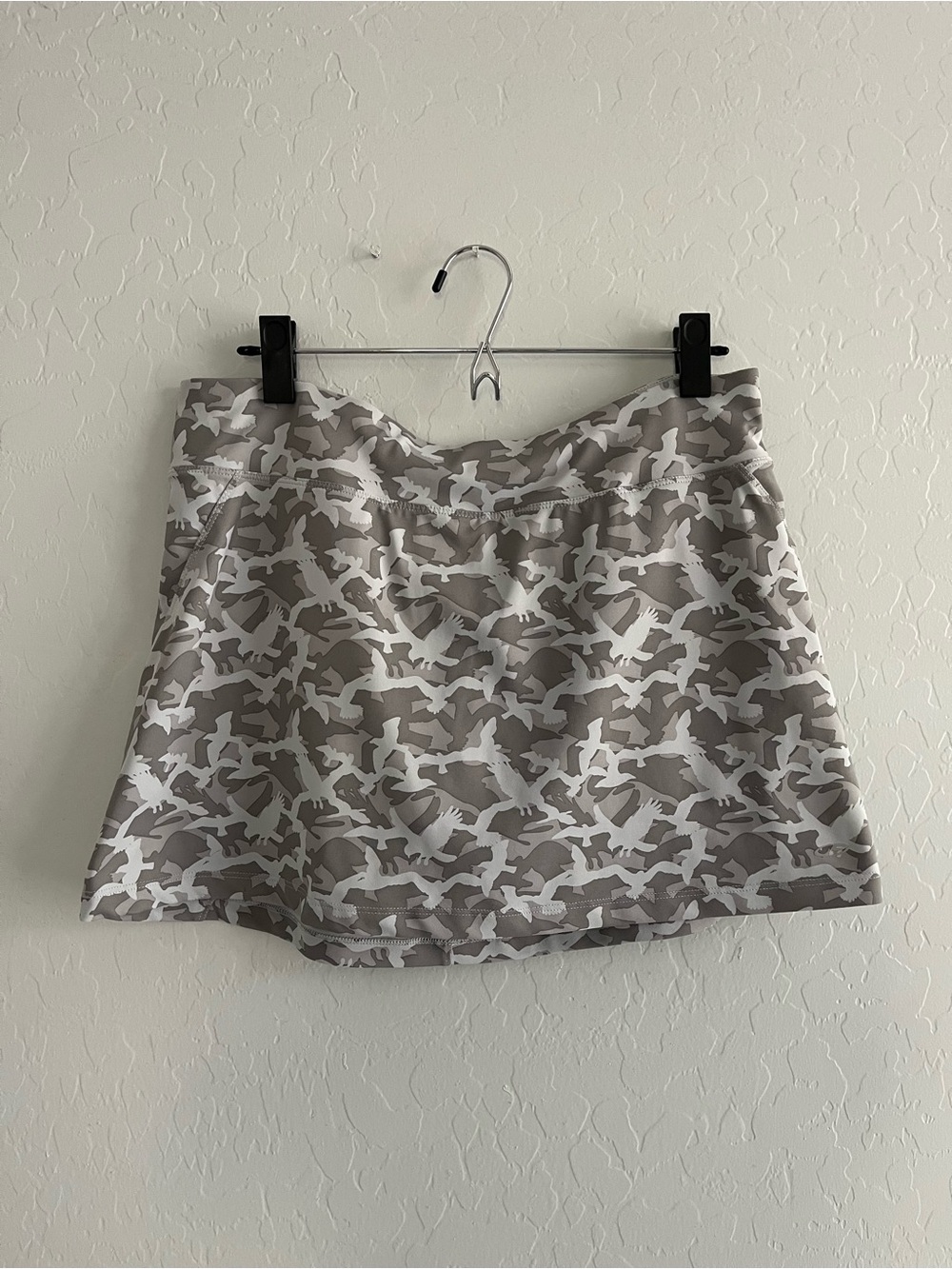 Women's Printed A-Line Skort in Taupe and White